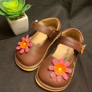 Little Mae’s Boutique Shoes-Kids Size: 6